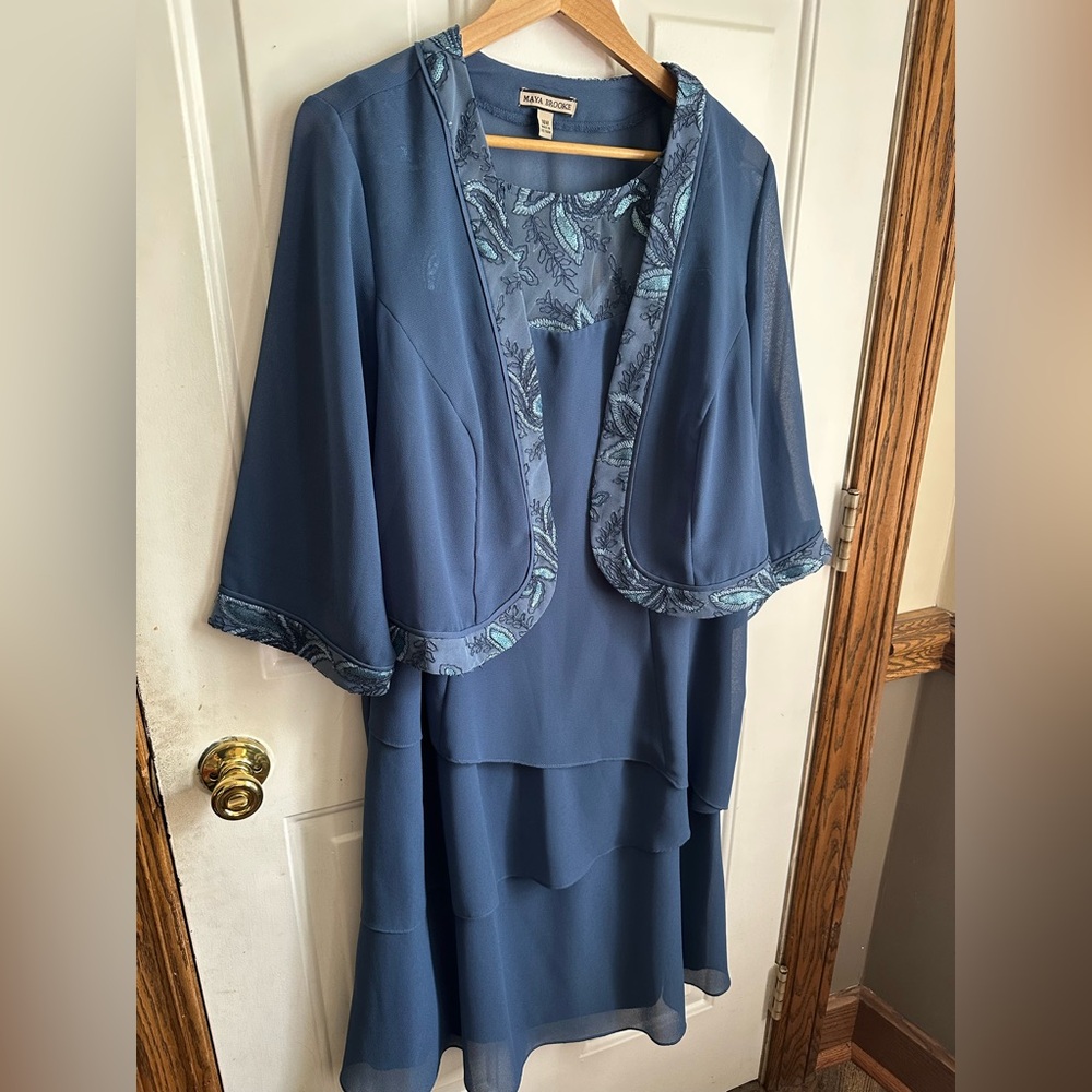 Maya Brooke Women's Embroidered 16W Blue Formal Mother of Bride Dress Two Piece